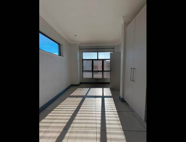 1 BEDROOM PROPERTY TO RENT IN MENLO PARK